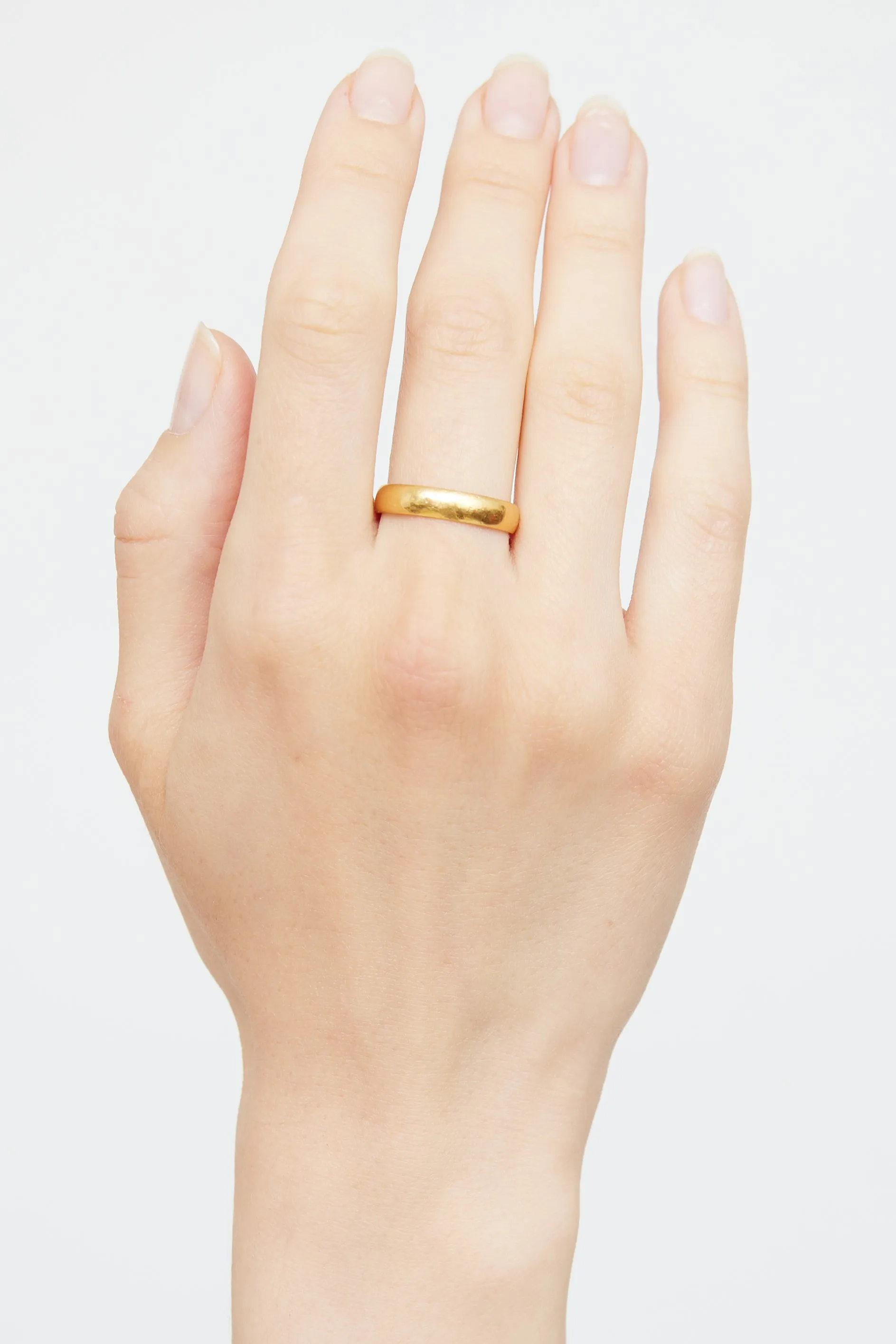 22K Yellow Gold Band Ring