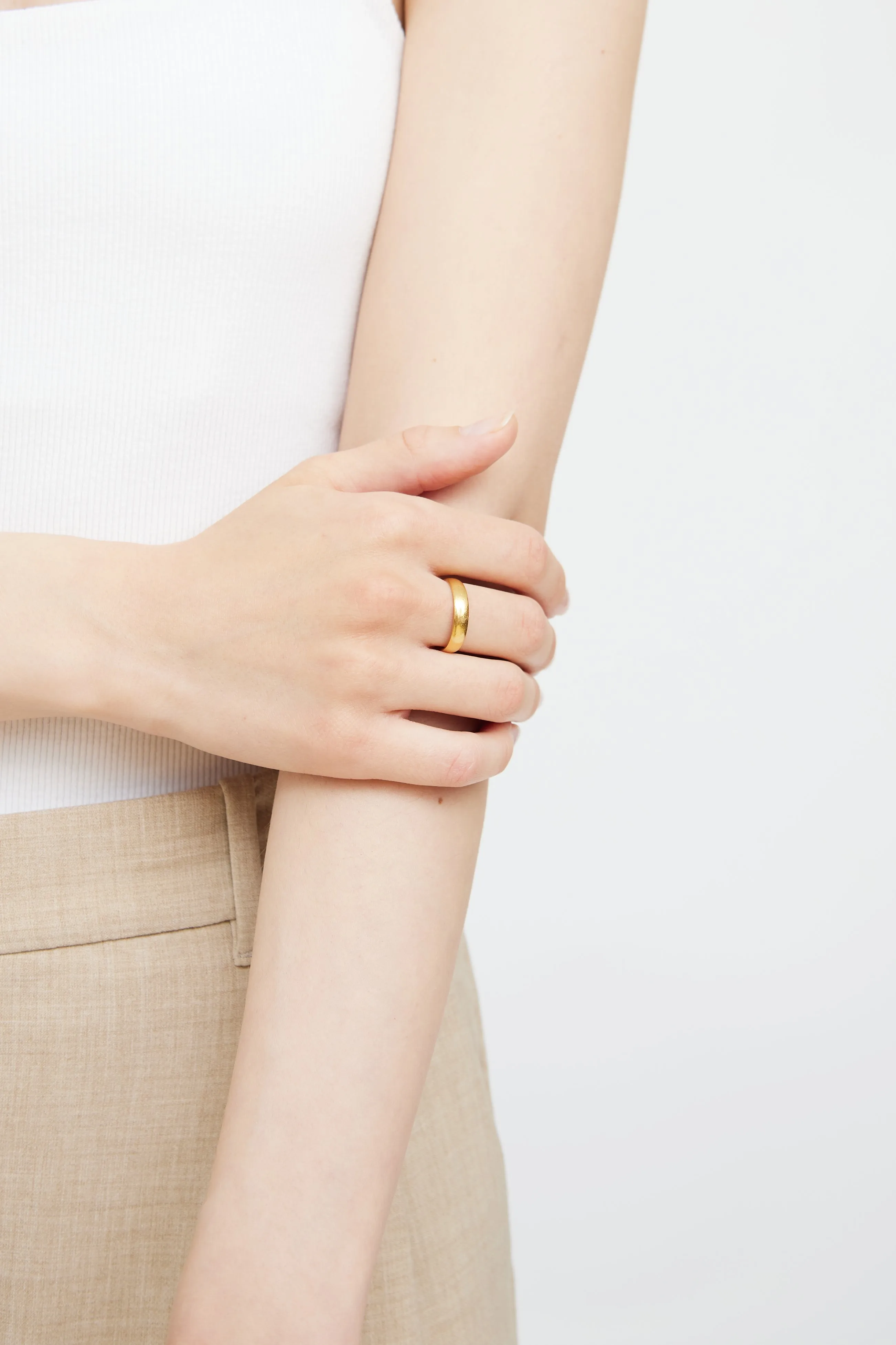 22K Yellow Gold Band Ring