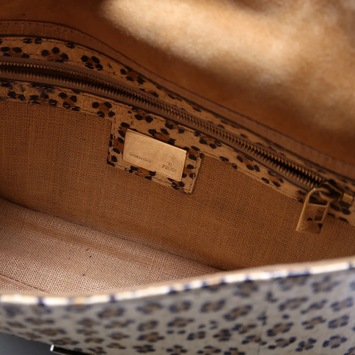8BR600 Baguette Snakeskin