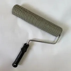 Snakeskin Roller - PE14